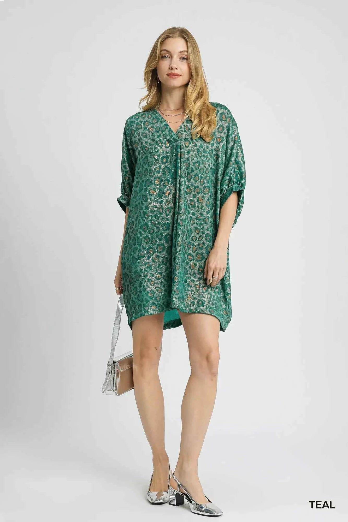 Umgee Metallic Leopard Print V-Neck Kimono Dress 8107ed66-17e6-4588-b474-c4a12da5c304-Max-Origin