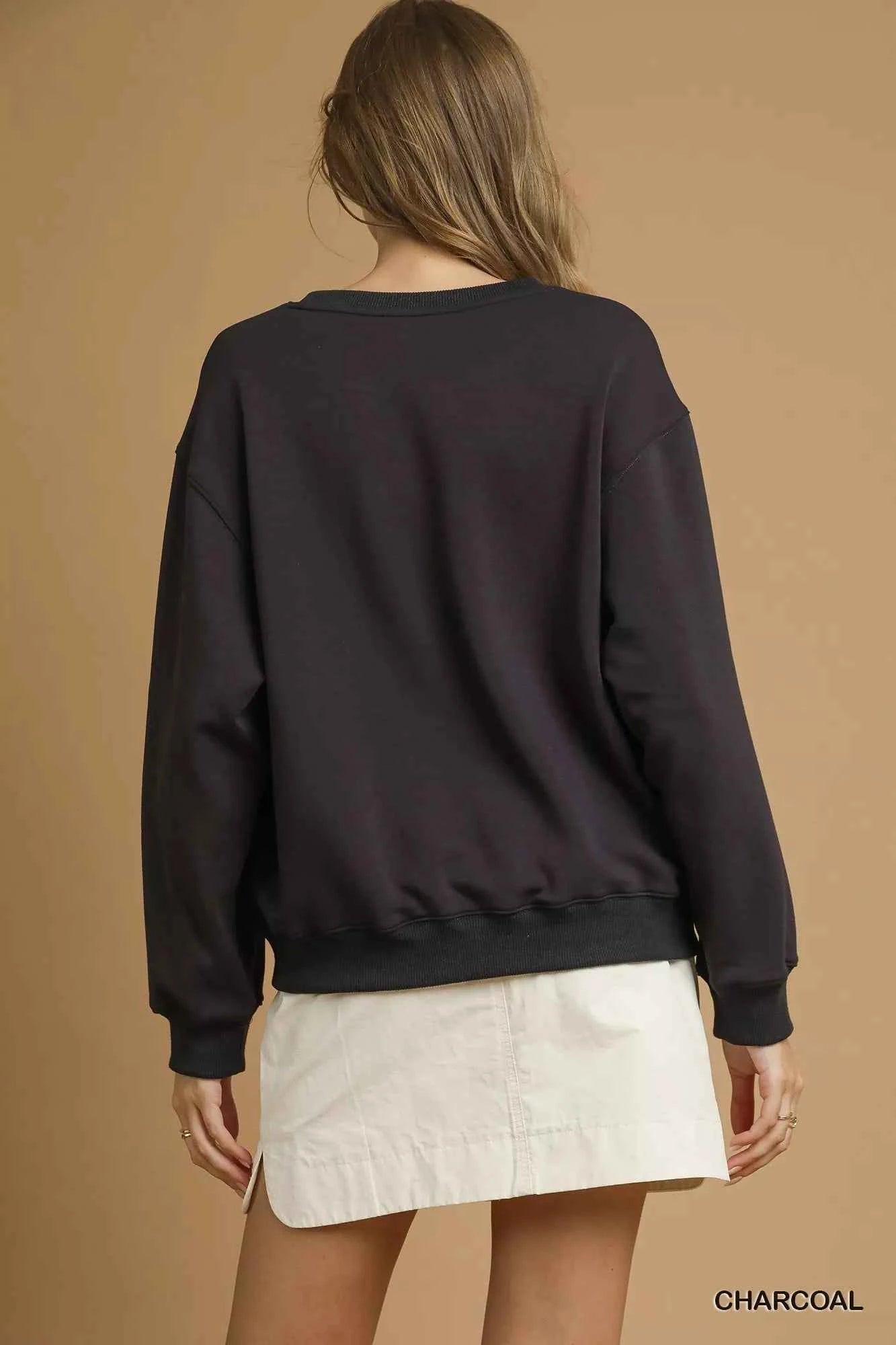 Umgee Round Neck Long Sleeve Fleece Sweatshirt 81d0a08b-cbc4-47d2-ba4e-c1455f34ad4e-Max-Origin