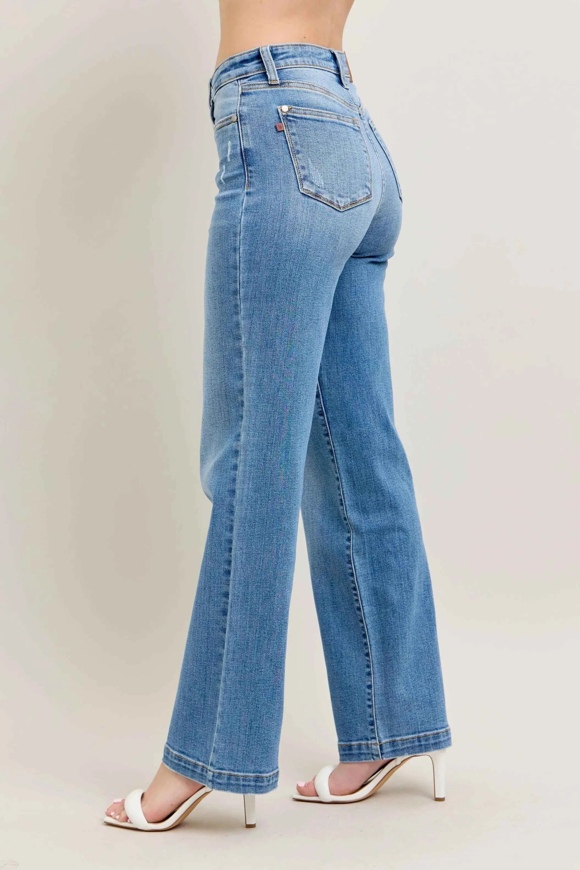 Judy Blue Full Size High Waist Straight Jeans Plus Size 821cce87986c4e74b852c2e730f8d1b1-Max-Origin