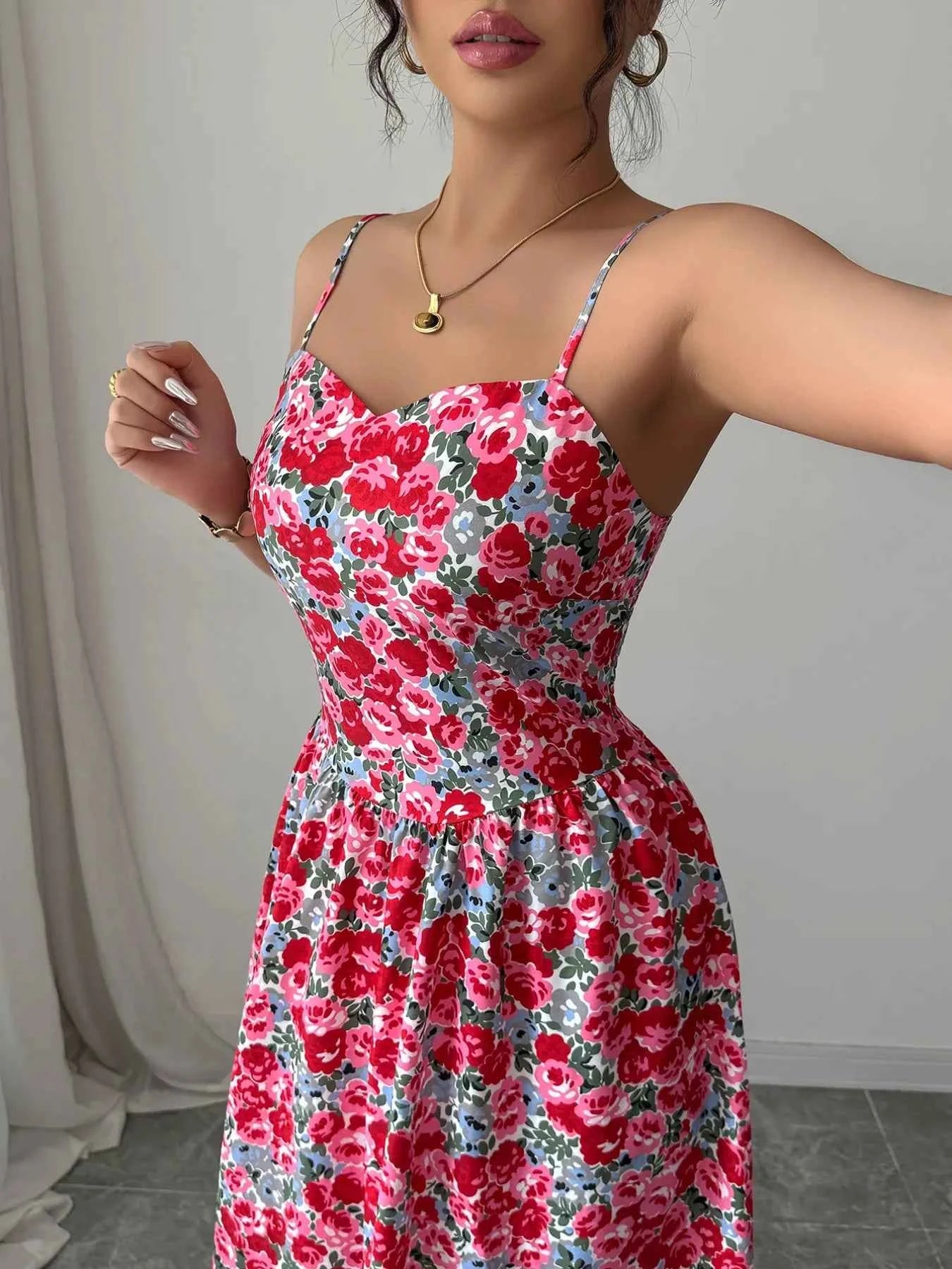 Floral Print Sweetheart Neck Cami Dress 823bf363-e029-487c-9d99-c9719a884449-Max-Origin