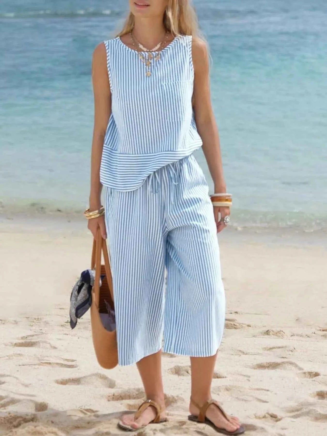 Striped Sleeveless Top and Cropped Pants Set Light Blue 82850362442d4f99a24906a71f56385f-Max-Origin