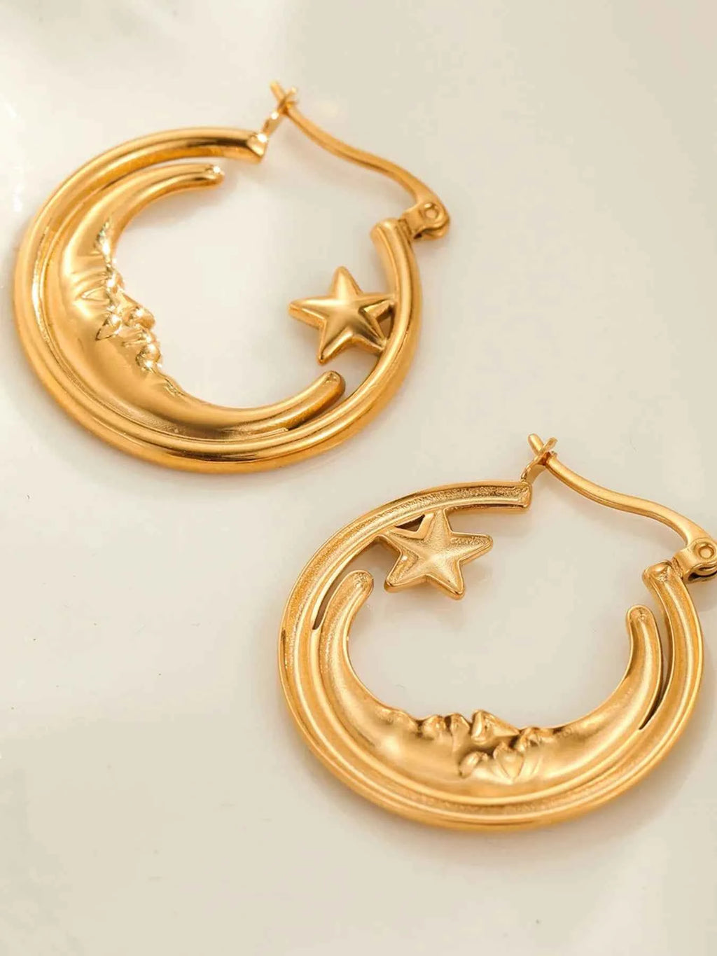 18K Gold-Plated Crescent Moon Star Hoop Earrings 8299e8c0-3f73-48ab-a5aa-80532ae67b7a-Max-Origin