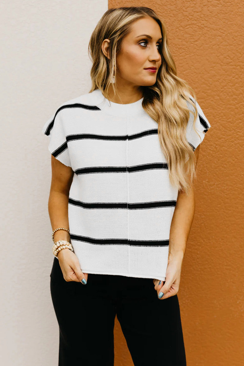 White Striped Center Seamed Short Sleeve Sweater 82c28dae7d6e8e2b