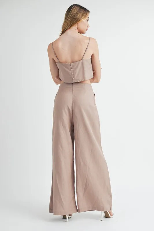 Linen Mix Crop Cami and Wide Leg Pants Set 82c8abb47e1043a79abab030eb447aa2-Max-Origin