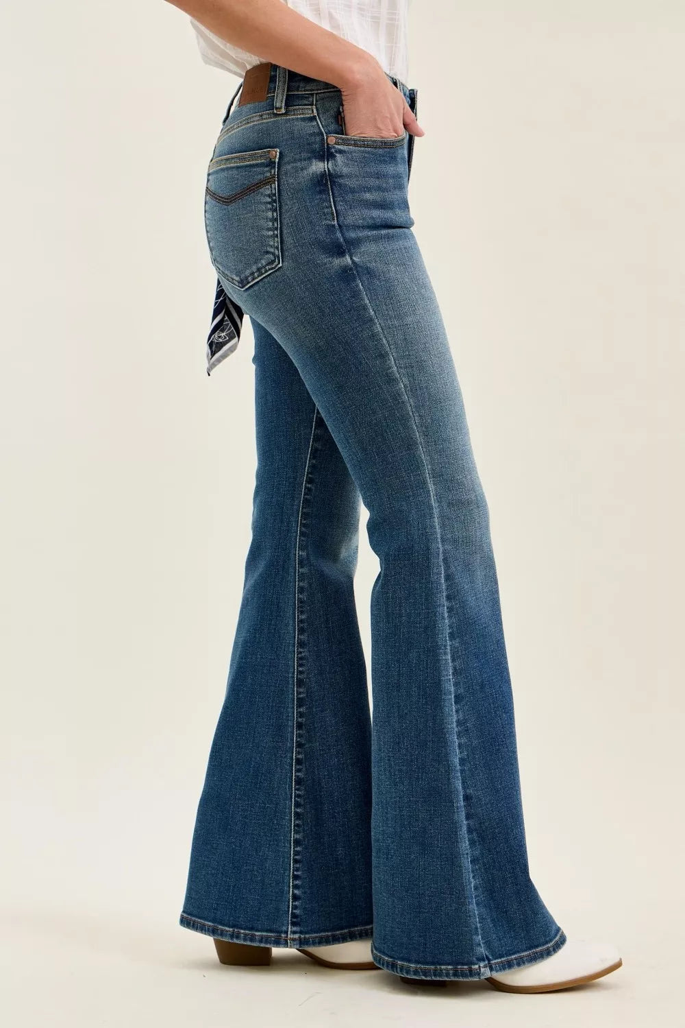 Judy Blue Mid Rise Jaqueline Flare with Triple Needle Back Pkts and Bandana Loop 8337a3a2-3824-4048-a313-42299682ecaf-Max-Origin
