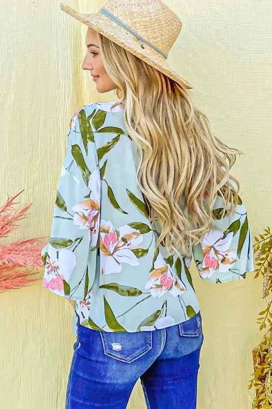 And The Why Front Tie Knot Floral Print Top 834db49e1015417a89d6fabd8bd11bca-Max-Origin