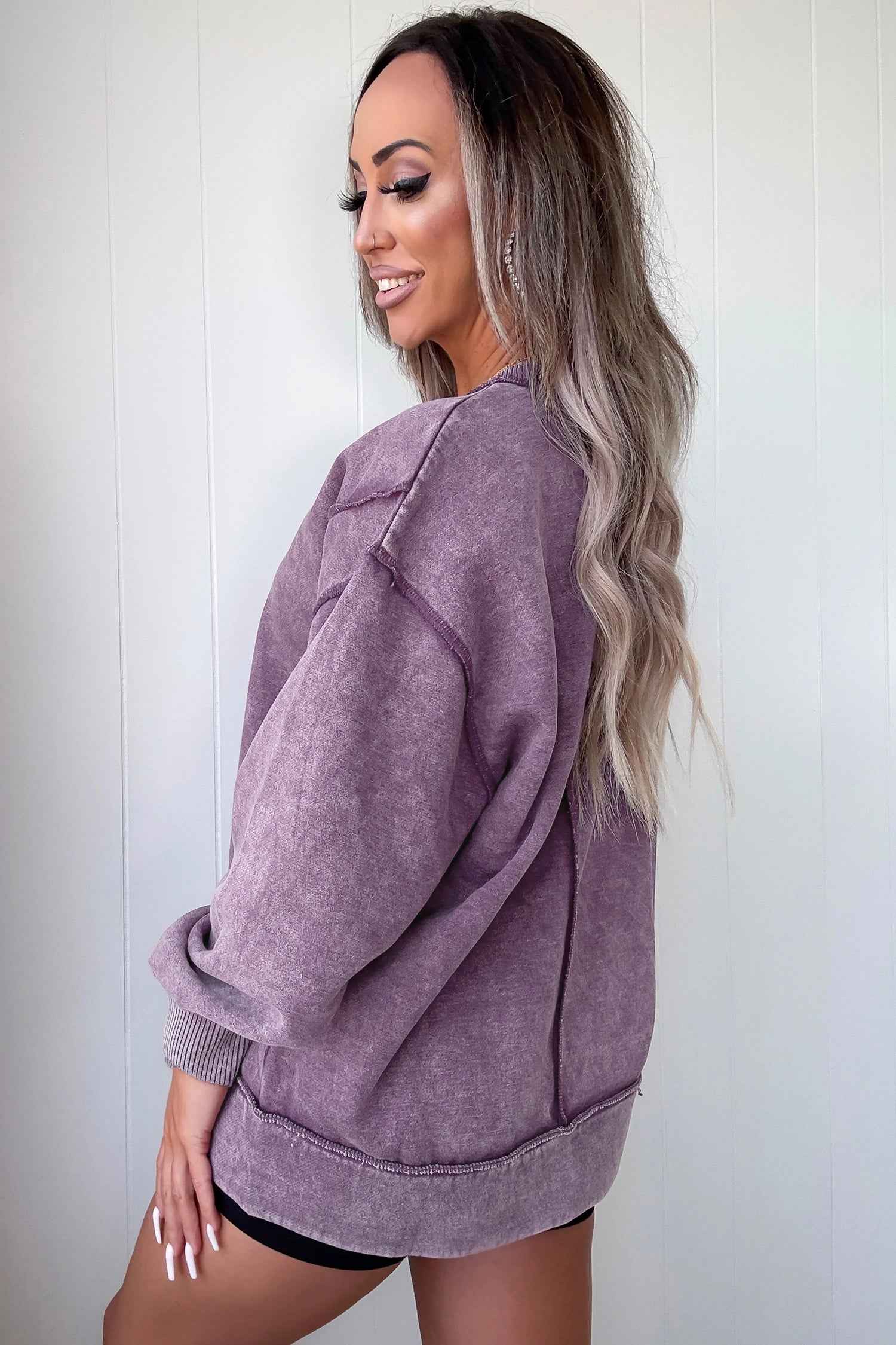 Valerian Mineral Wash Exposed Seam Side Slit Sweatshirt 83af5d091395075c