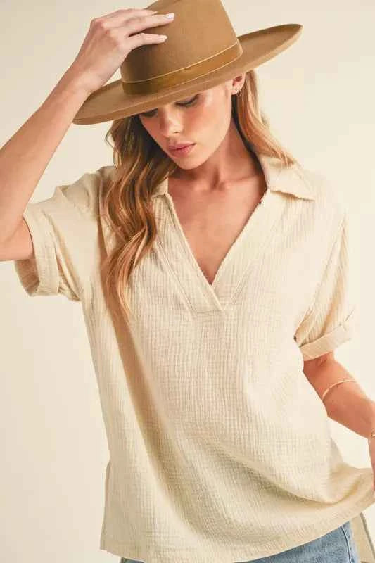 Aemi + Co Side Slit Johnny Collar Short Sleeve Cotton Gauze Blouse Oatmeal 83bcbf7e-d008-4dfd-ad3a-fd5649677245-Max