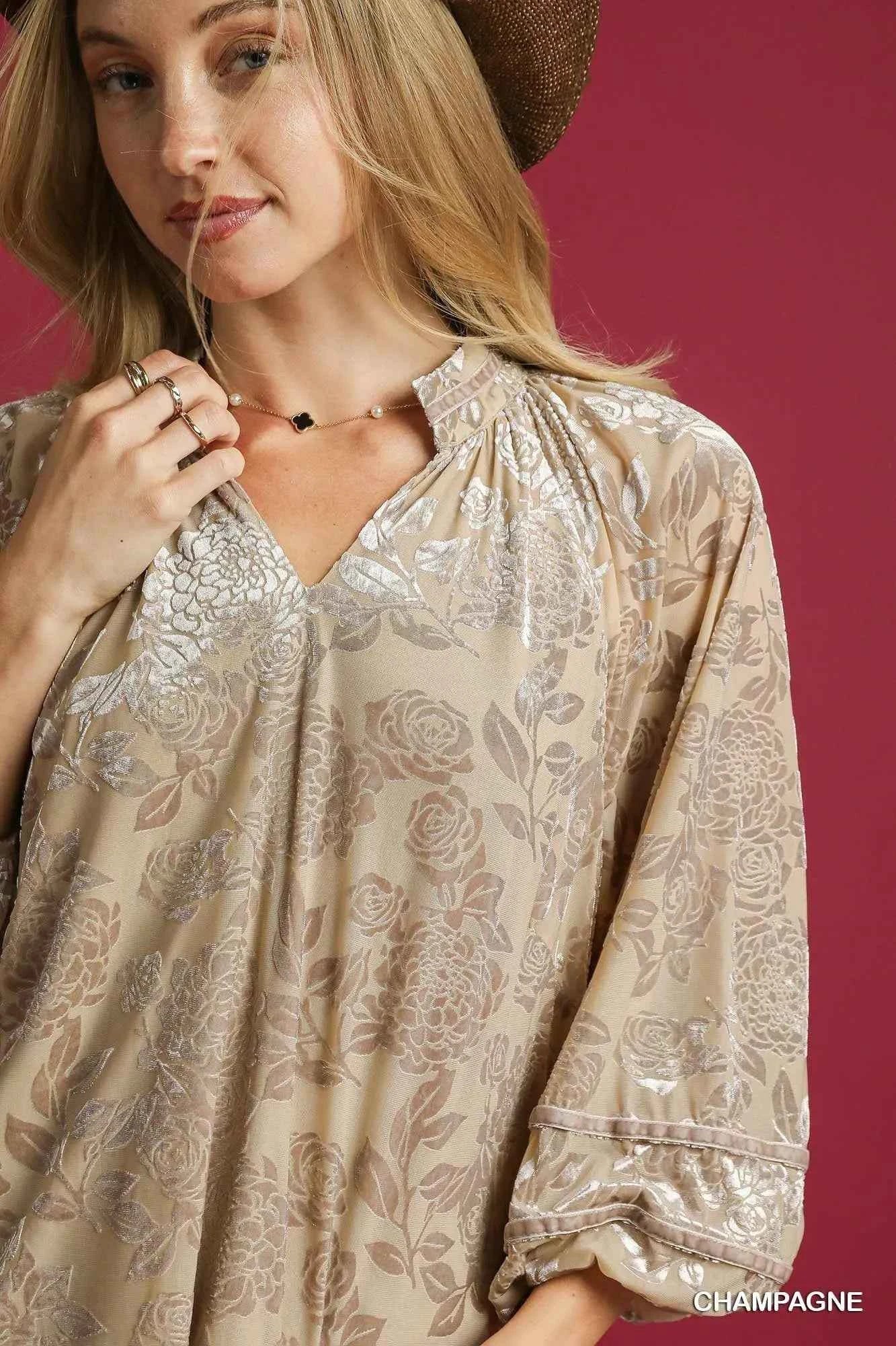 Umgee Floral Velvet Blouse with Balloon Sleeves 83c3a175-b233-4066-ad65-1d5a4e954166-Max-Origin