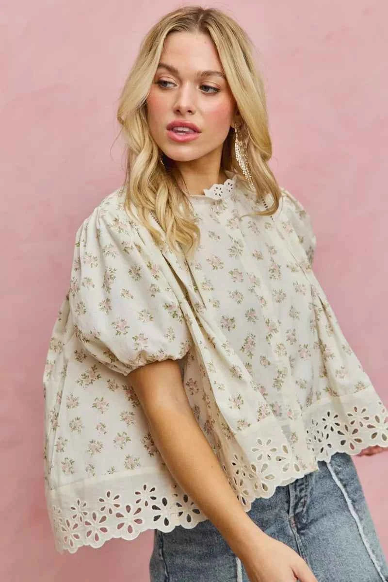 SO ME Floral Print Lace Trim Short Sleeves Blouse 83d63f3cbee34aac8d71f79aee681121-Max-Origin