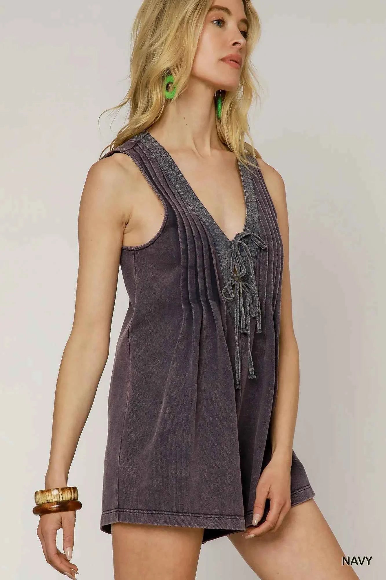 Umgee Tie Front Sleeveless Romper 83de31a1-9605-48cf-81fd-7e793b337d17-Max-Origin