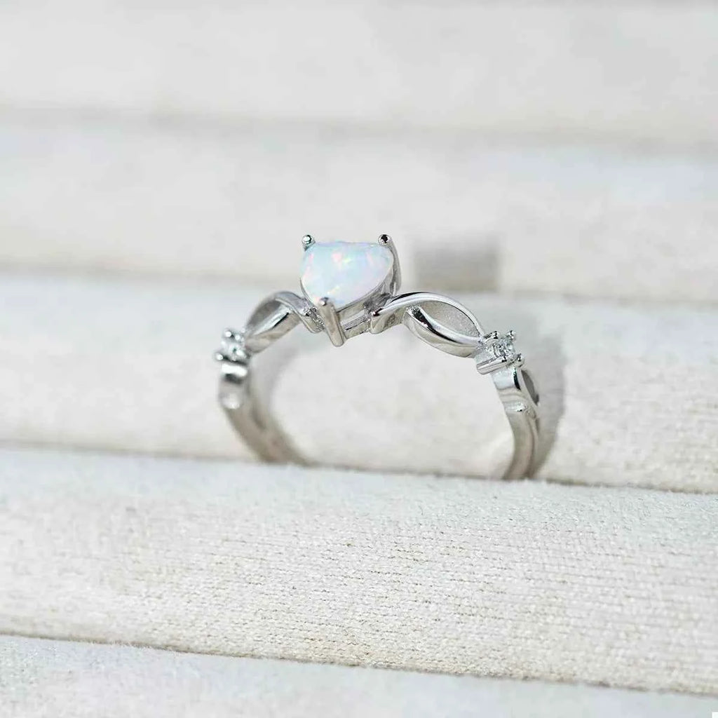 925 Sterling Silver Heart-Shaped Ring 83e484b7-2dd2-42ae-a679-f4c70e2a9060-Max-Origin