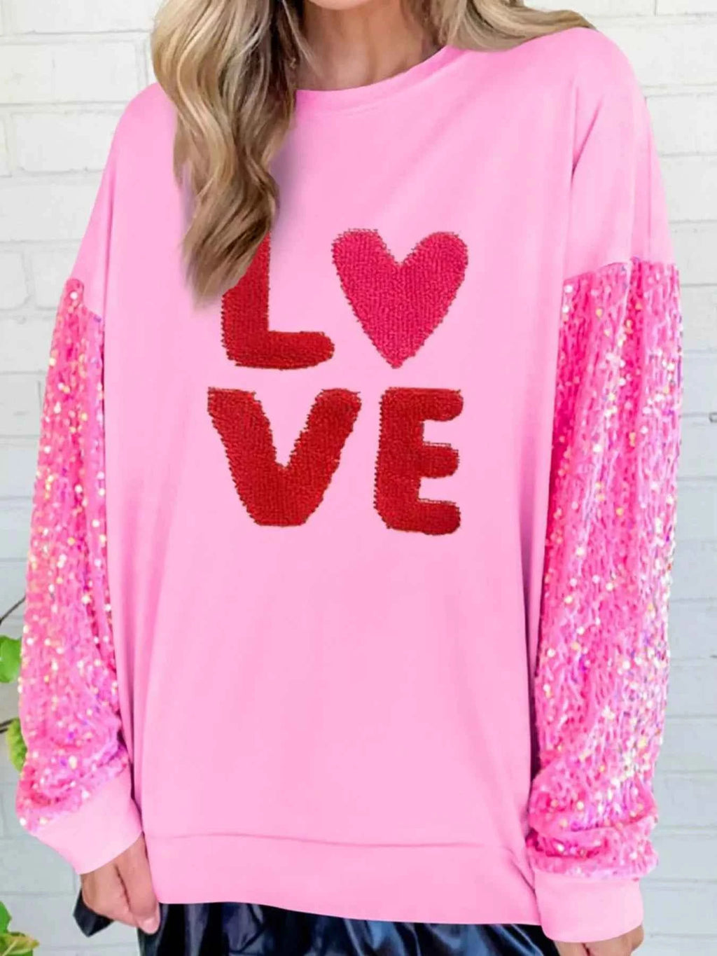 Sequin Round Neck Long Sleeve Sweatshirt 83ed8c9b-0c16-4450-9e63-1f6f082dee36-Max-Origin
