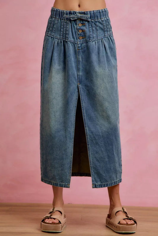 Pleated Washed Denim Skirt With Front Slit 8401c45e-2144-434a-893e-80082ecaa86e-Max-Origin