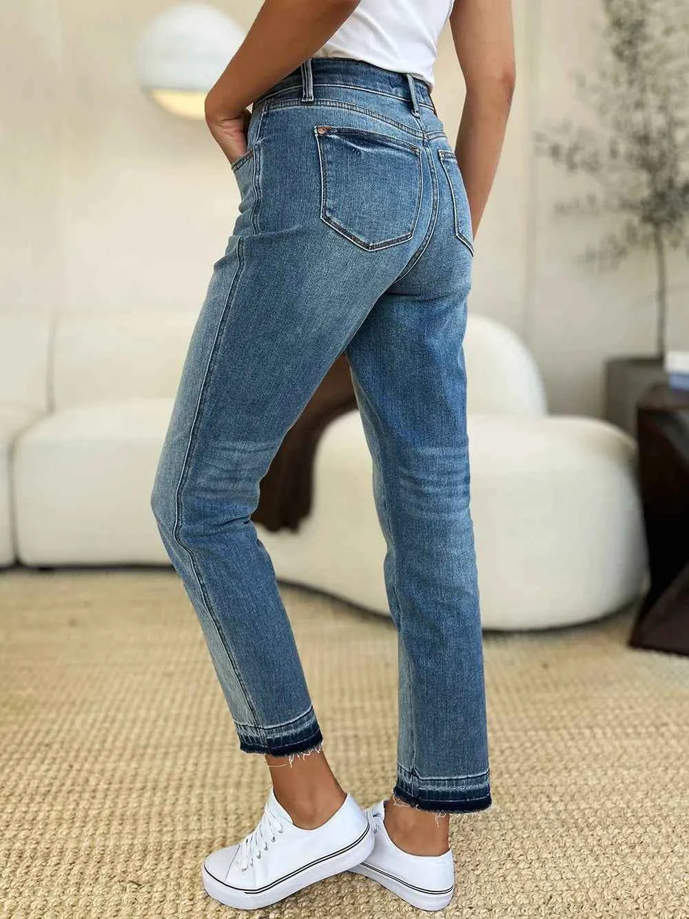 Judy Blue Full Size Mid Rise Rigid Magic Release Hem Jeans 844c0cc0-8f22-484b-9549-f8e4b6da6f39-Max