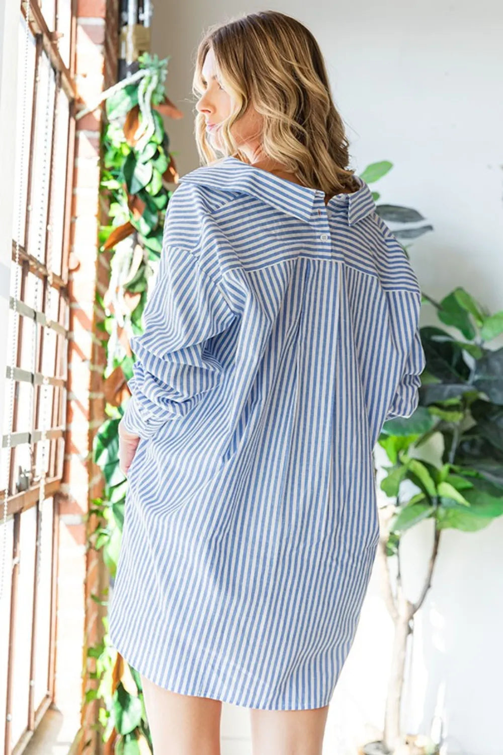 Striped Button Down High-Low Hem Shirt 84777622-0b70-4f45-93e3-54f246fa6692-Max