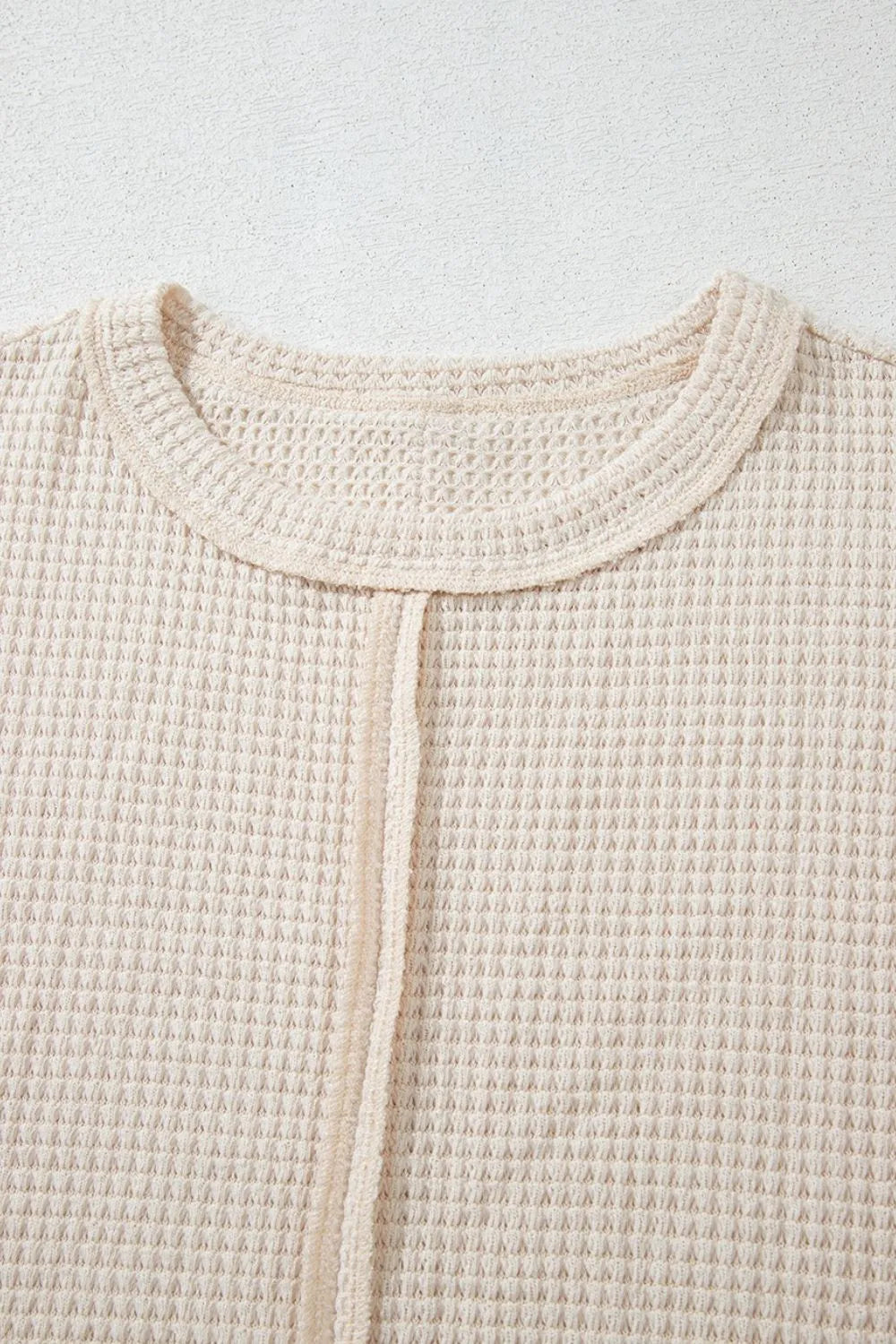 Solid Color Textured Seamed Short Sleeve Top 847f4fbc-811e-4ae6-bc94-f3b720038ce8-Max-Origin