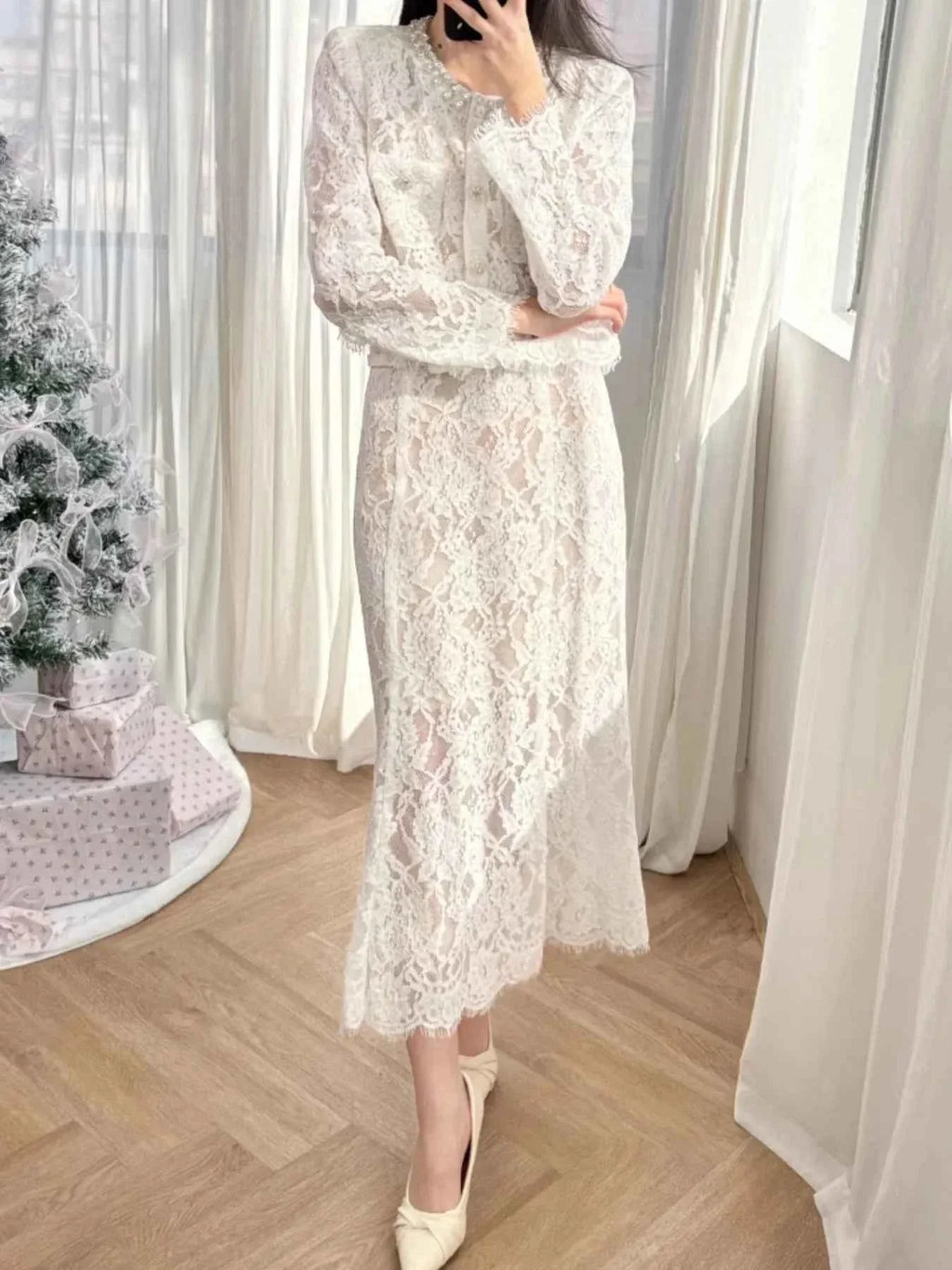 Lace Snap Down Top and Skirt Set White 8485e8d3-47fa-4f88-9f3a-3fde9c069e06-Max-Origin