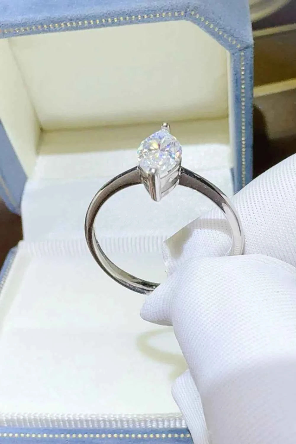 2 Carat Moissanite 925 Sterling Silver Ring 849adc21-bff2-4a67-a90a-e82eb8fbee31-Max