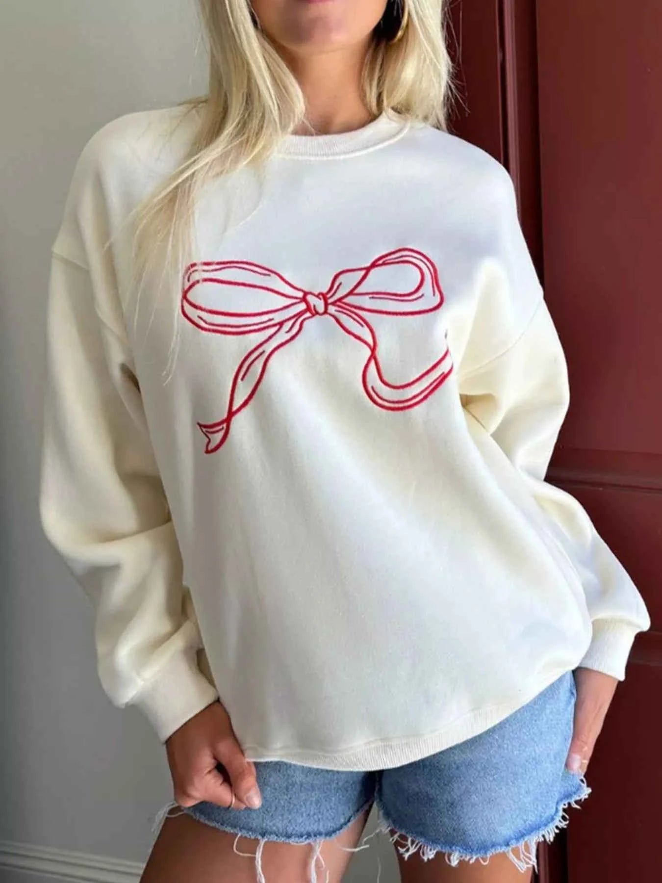 Bow Crew Neck Drop Shoulder Sweatshirt 84cf37e3-6762-4b95-a658-d0ad8061fa8c-Max-Origin
