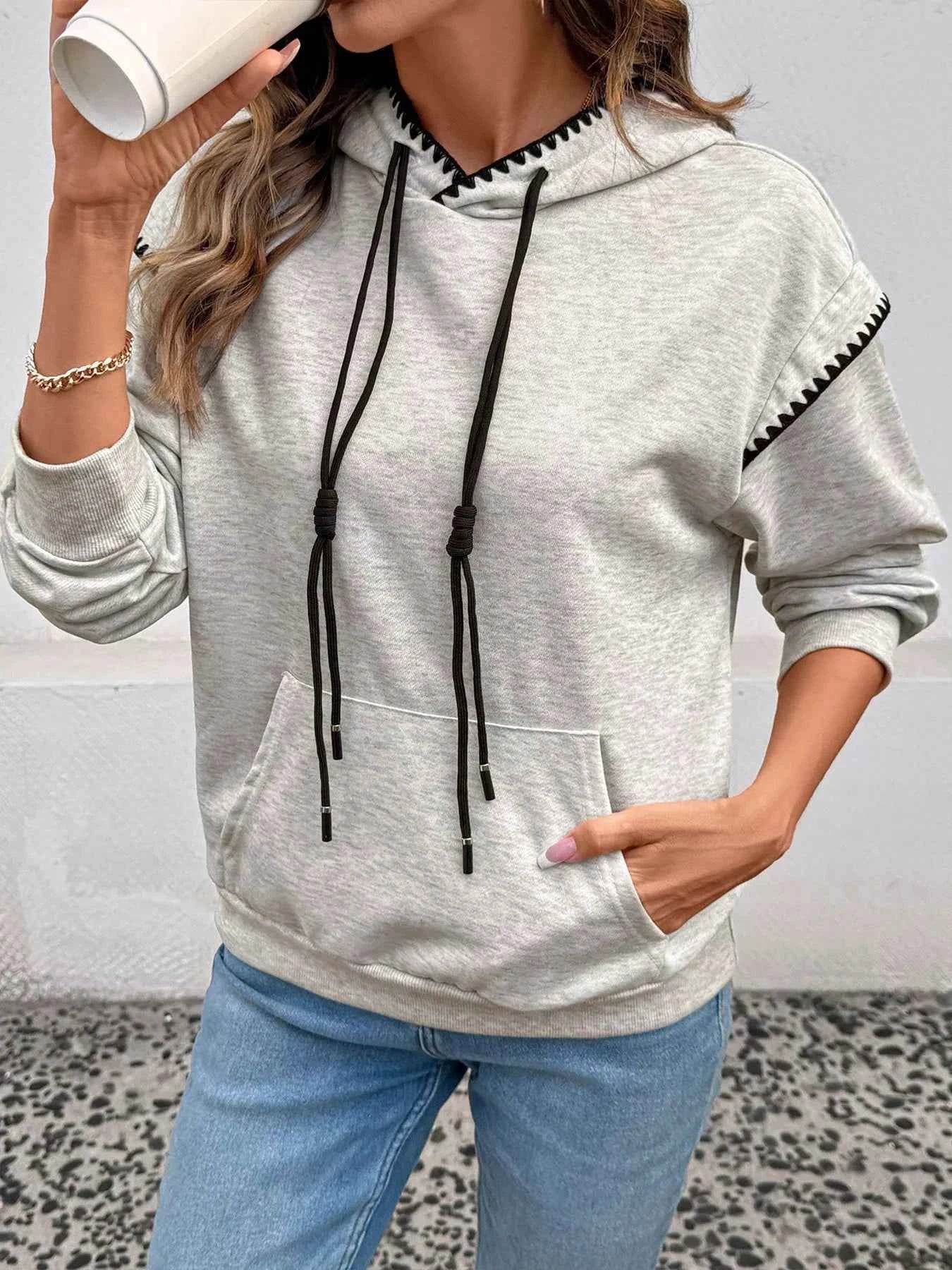 Contrast Trim Drawstring Hoodie with Kangaroo Pocket 850819f4192b49ba81dd72d732c45d09-Max-Origin