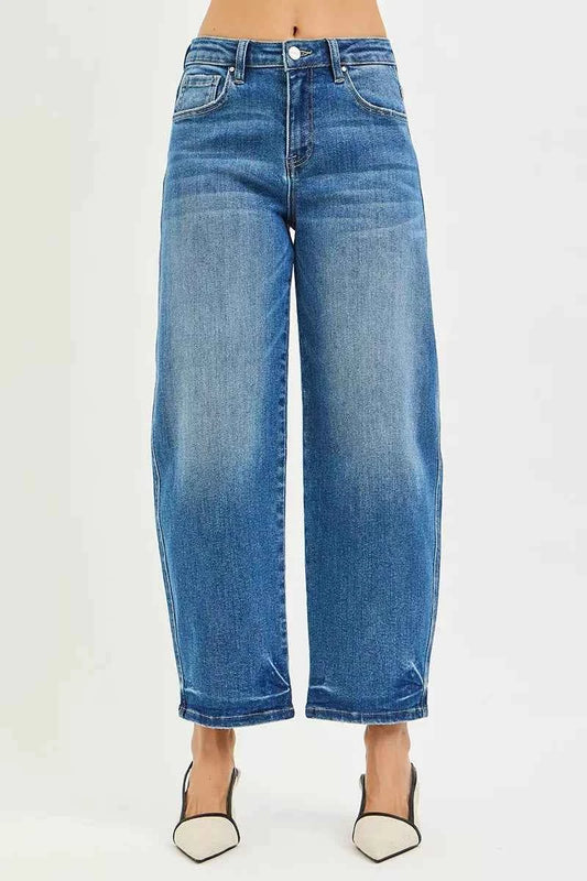 Slouchy Cropped Barrel Jeans 854b69c0a81e499e990550f2bcf16542-Max-Origin