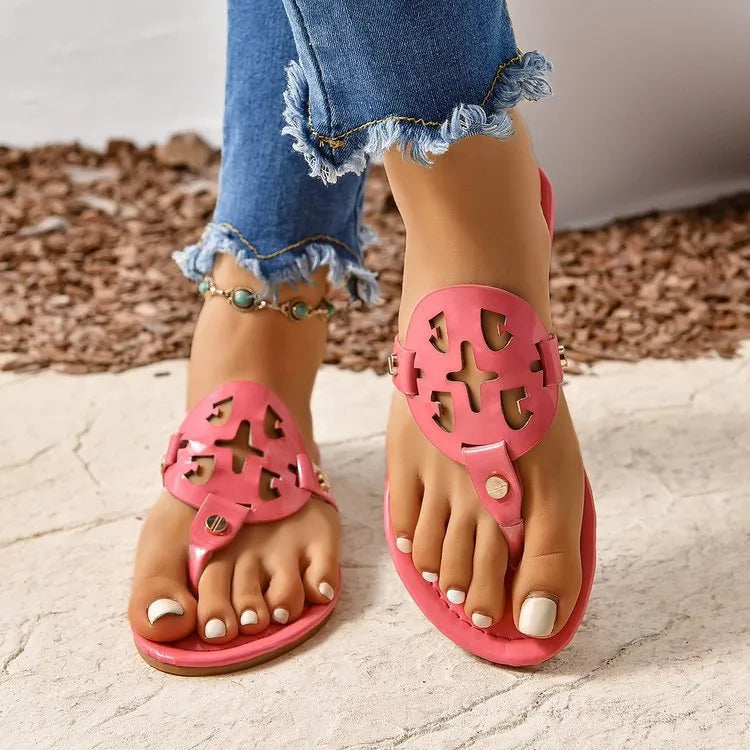 Toe Post Flats Sandals Strawberry 85519747-f91b-430d-9715-f13313464f65-Max-Origin