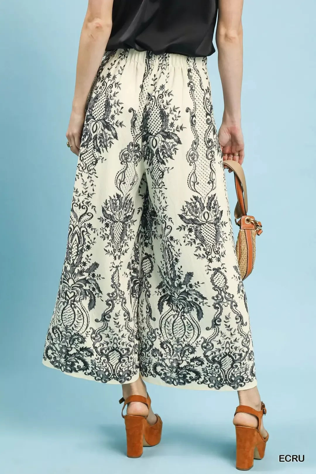 Umgee Border Print Wide Leg Pants 855e2d6b-1335-4094-b467-0079588d3d2c-Max-Origin