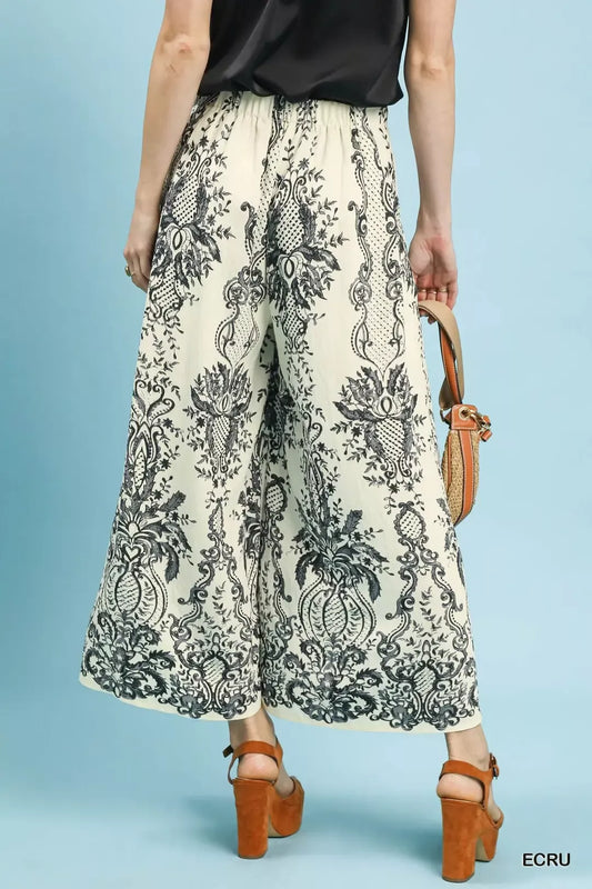 Border Print Wide Leg Pants 855e2d6b-1335-4094-b467-0079588d3d2c-Max-Origin