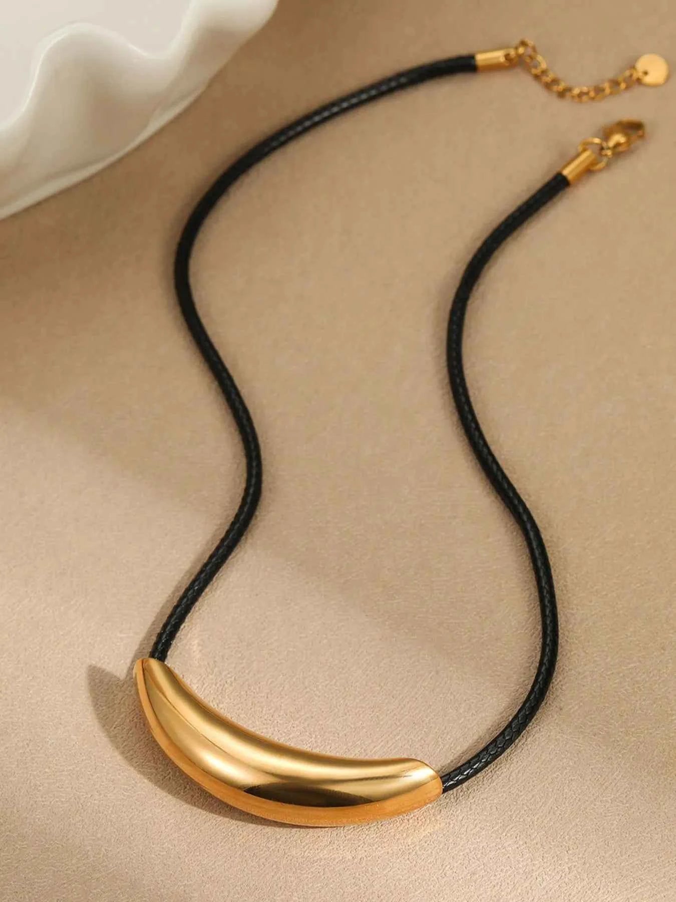 Stainless Steel Curved Bar Necklace with Leather Rope Gold One Size 8574e015-0eb8-41cf-8825-77a1d9acd9f7-Max-Origin