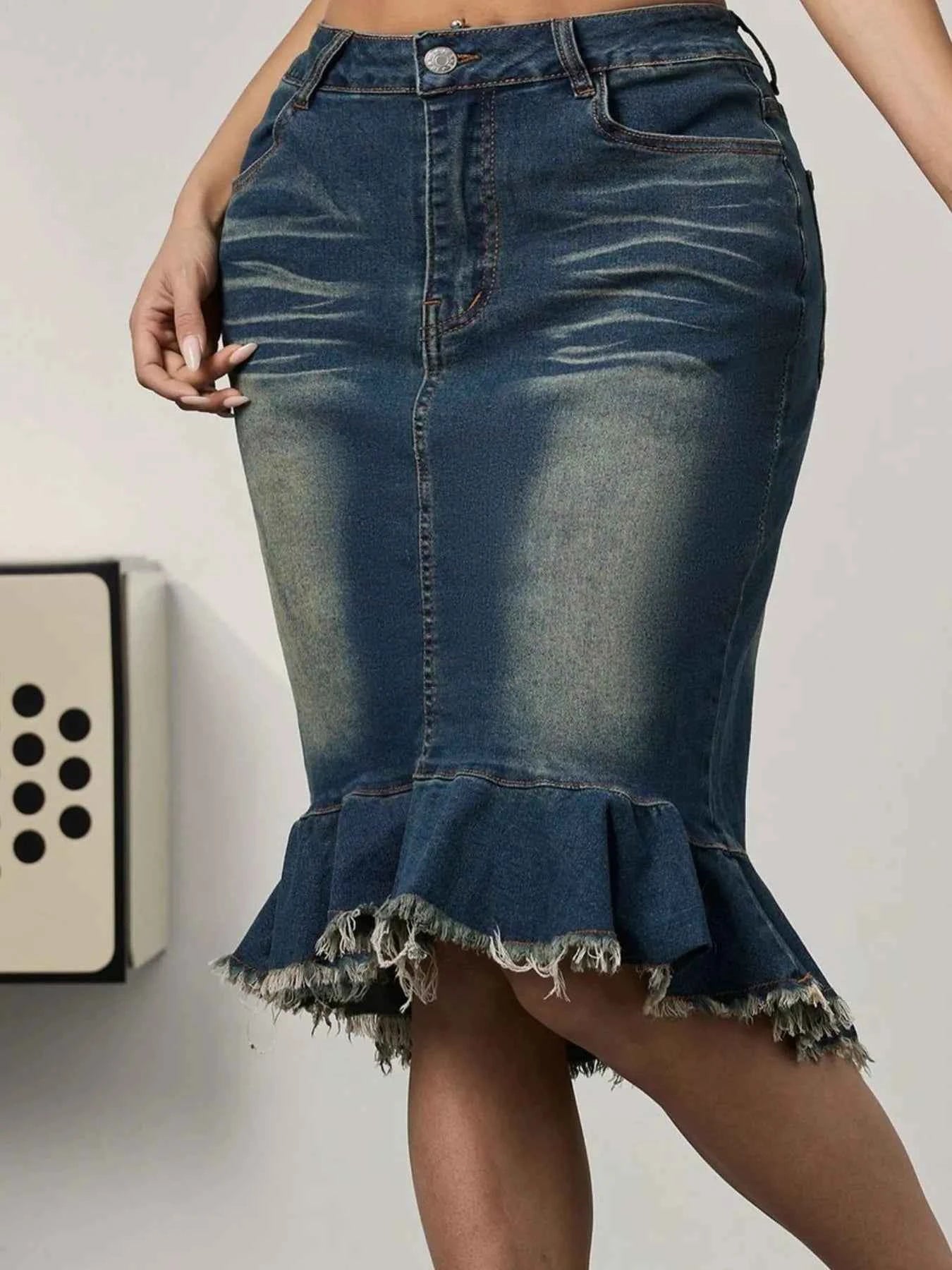 Raw Hem Mermaid Denim Skirt 857edbc5-550f-4d5b-8537-59186d546986-Max-Origin