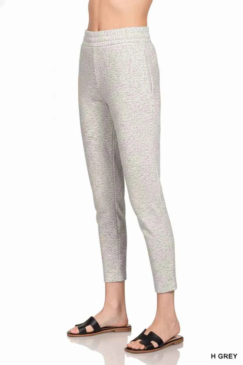 Zenana Scuba Capri Sweatpants with Pocket 8597f7b0-61d6-417e-a662-fb82078219d7-Max-Origin