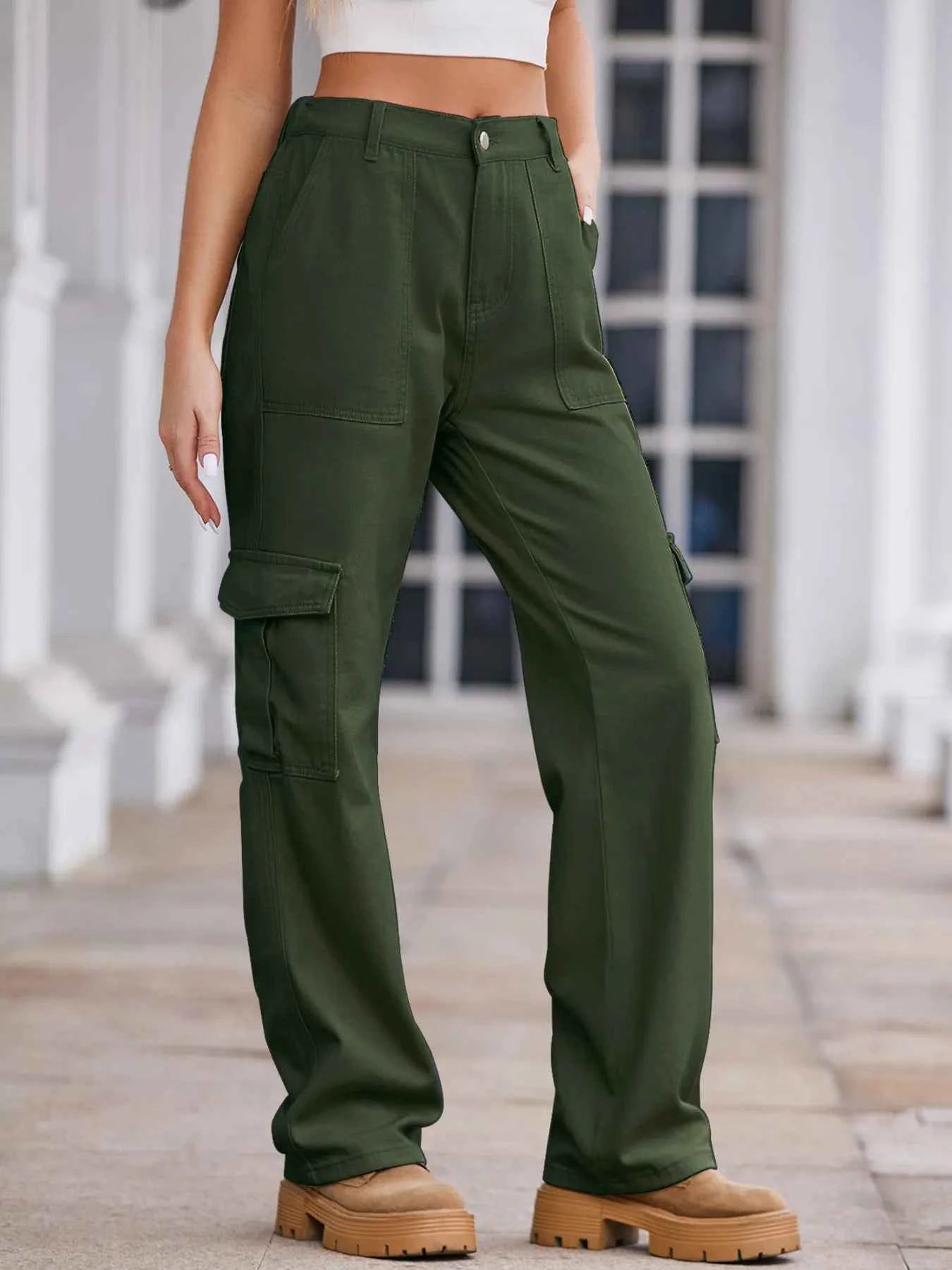 High-Waisted Cargo Jeans 85ade4848a7d4599911e3e31721ca550-Max-Origin