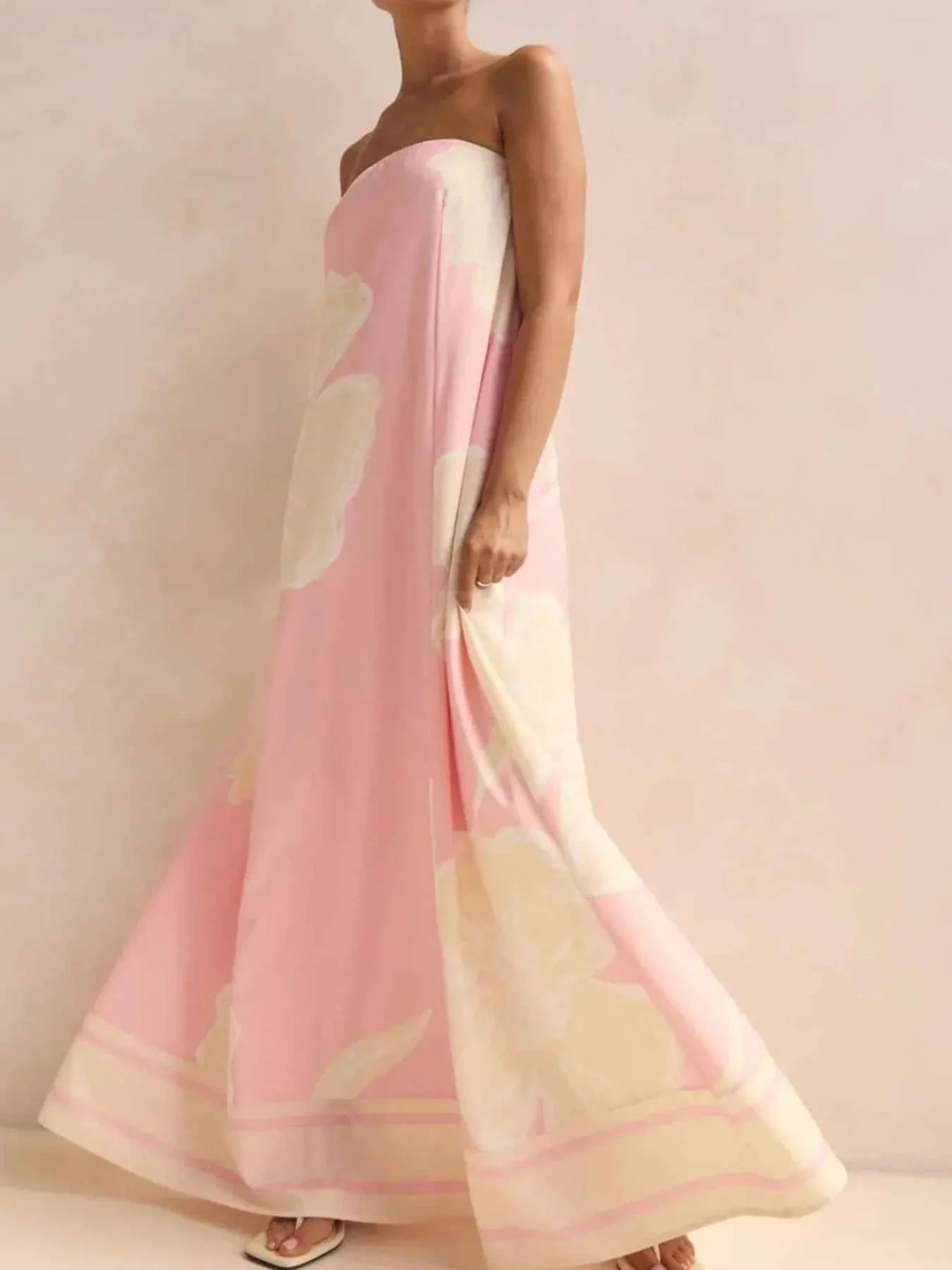 Smocked Printed Tube Maxi Dress 85b5f063-f7f0-4c47-8d49-b9742a3dba59-Max-Origin