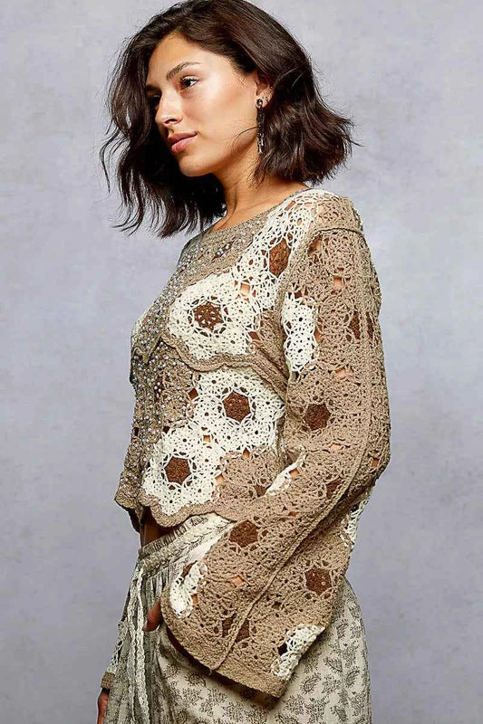 Floral Weave Pattern Crochet Cropped Top with Beads Detail 85c26b3a-4961-441b-90f8-d5383fda180a-Max-Origin