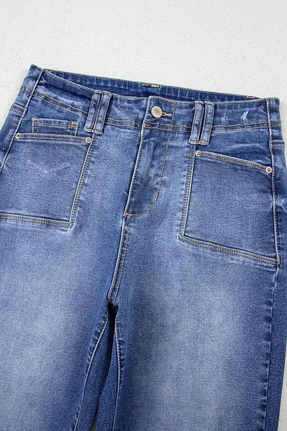 High-Waisted Wide-Leg Vintage Wash Jeans 85c4e21c-7eaf-4e2e-b47d-4084c58a925c-Max-Origin