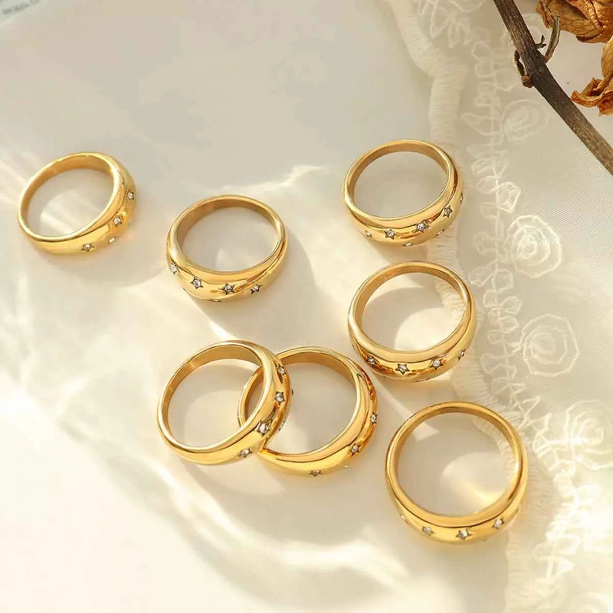 18K Gold-Plated Zircon Ring 85e614a8-17d1-4403-a70a-241237a5c953-Max-Origin