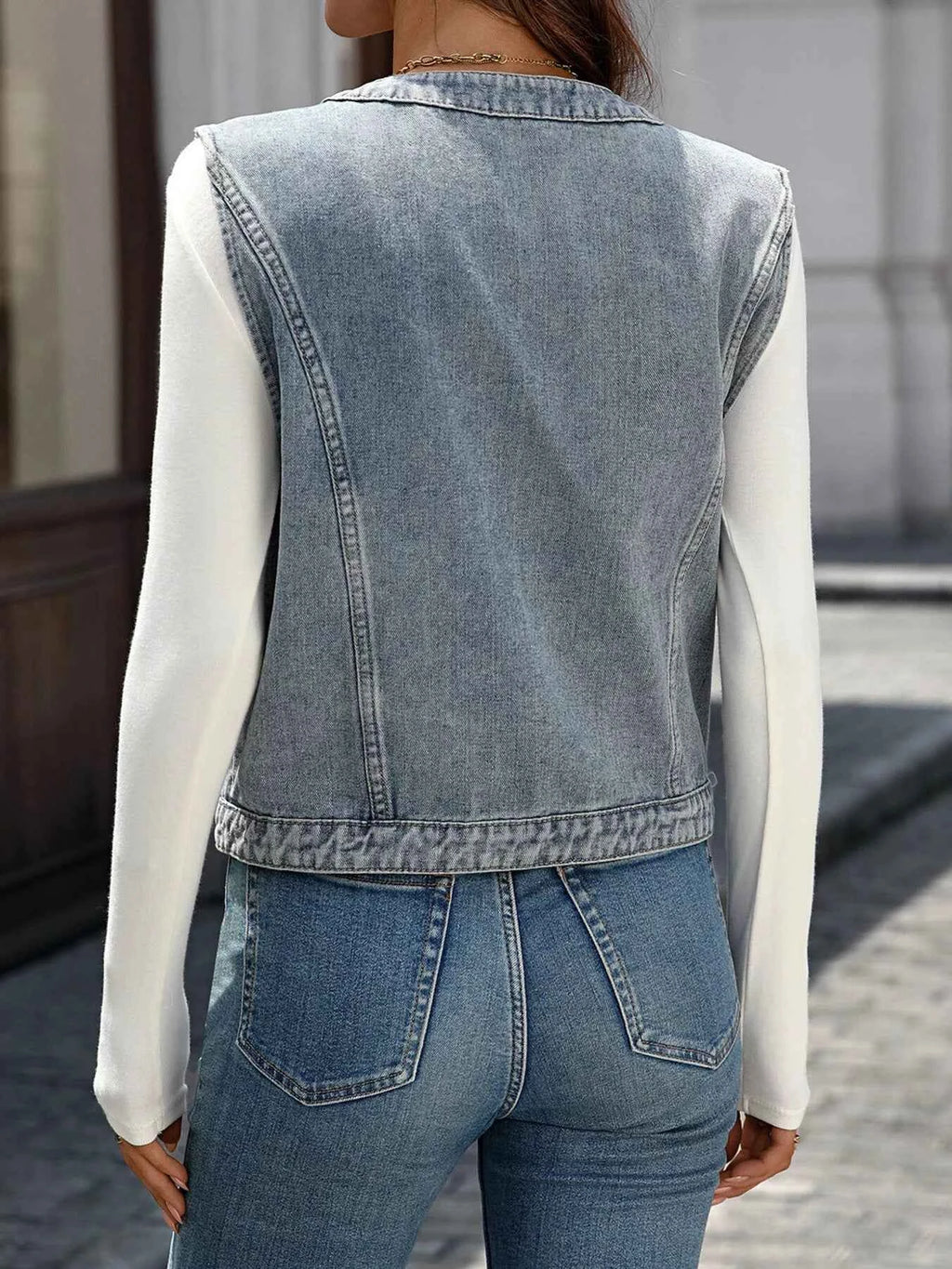 Button-Down Denim Vest 862f9f40dc74405b9076227795fd3376-Max-Origin