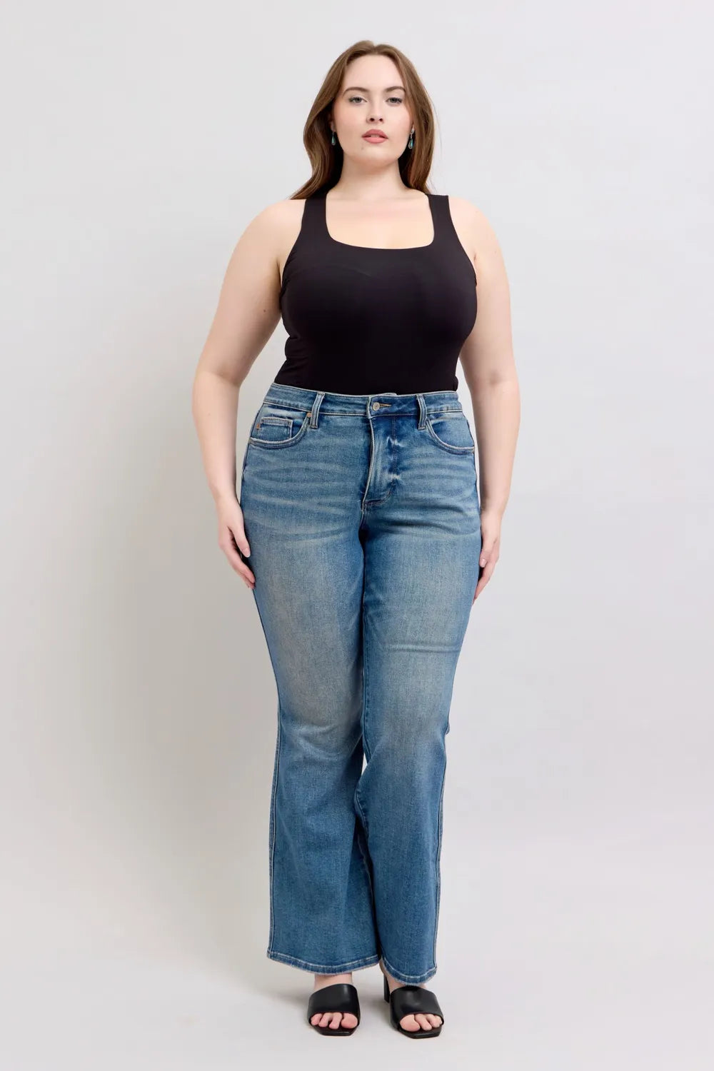 Judy Blue MR Tummy Control Vintage Wash Jeans 8688aab5-02a9-4169-a6ba-59703ec65cdd-Max