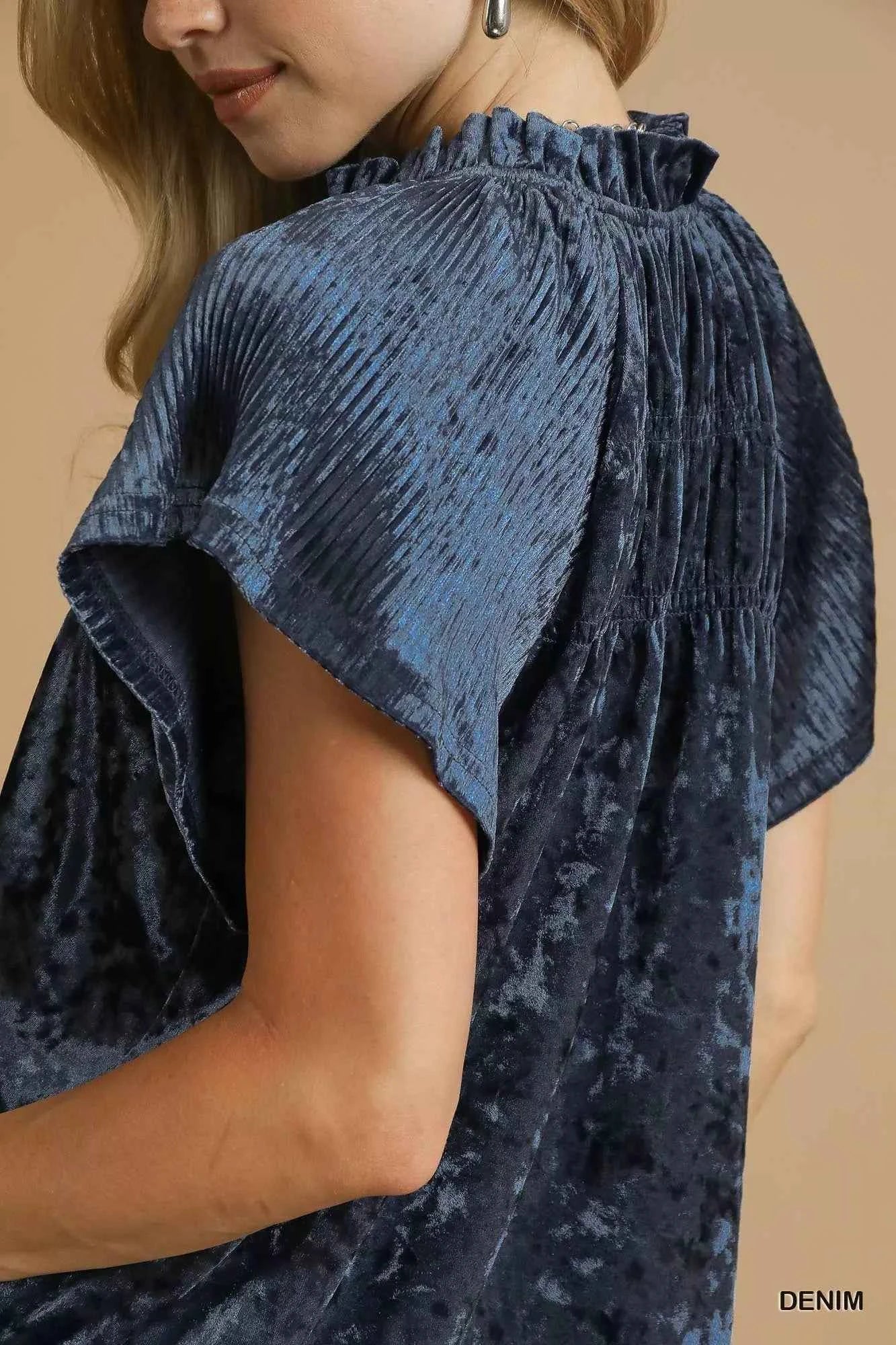Umgee Crushed Velvet Pleated Blouse 86a271f9-7c94-4eab-bfa0-1a230f592e81-Max-Origin