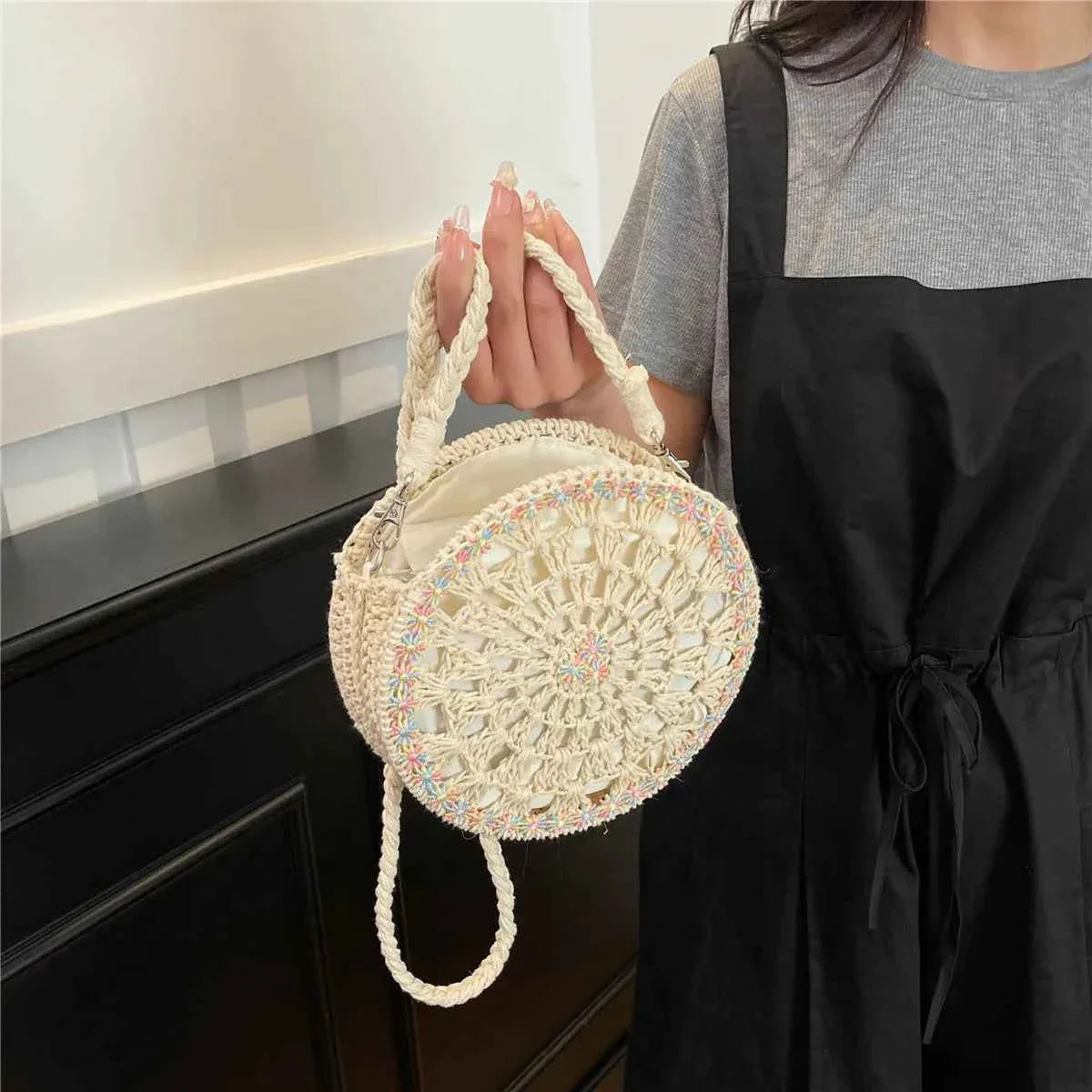 Handmade Round Crochet Straw Handbag Beige onesize 876bddde983c48c190939528130987bf-Max-Origin
