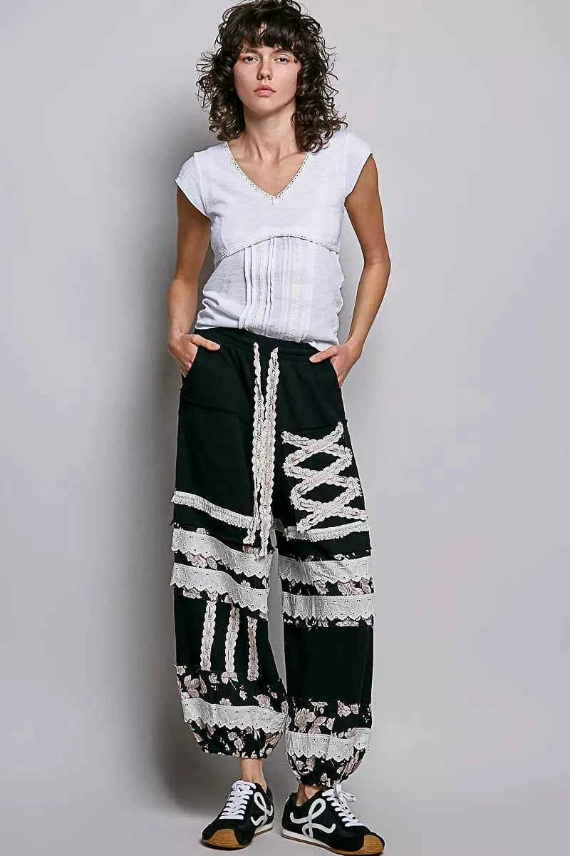 POL V-Neck Lightweight Textured Short Sleeve Knit Top with Lace Trim 87baf91d-c2e2-4351-ac81-89be23320102-Max-Origin