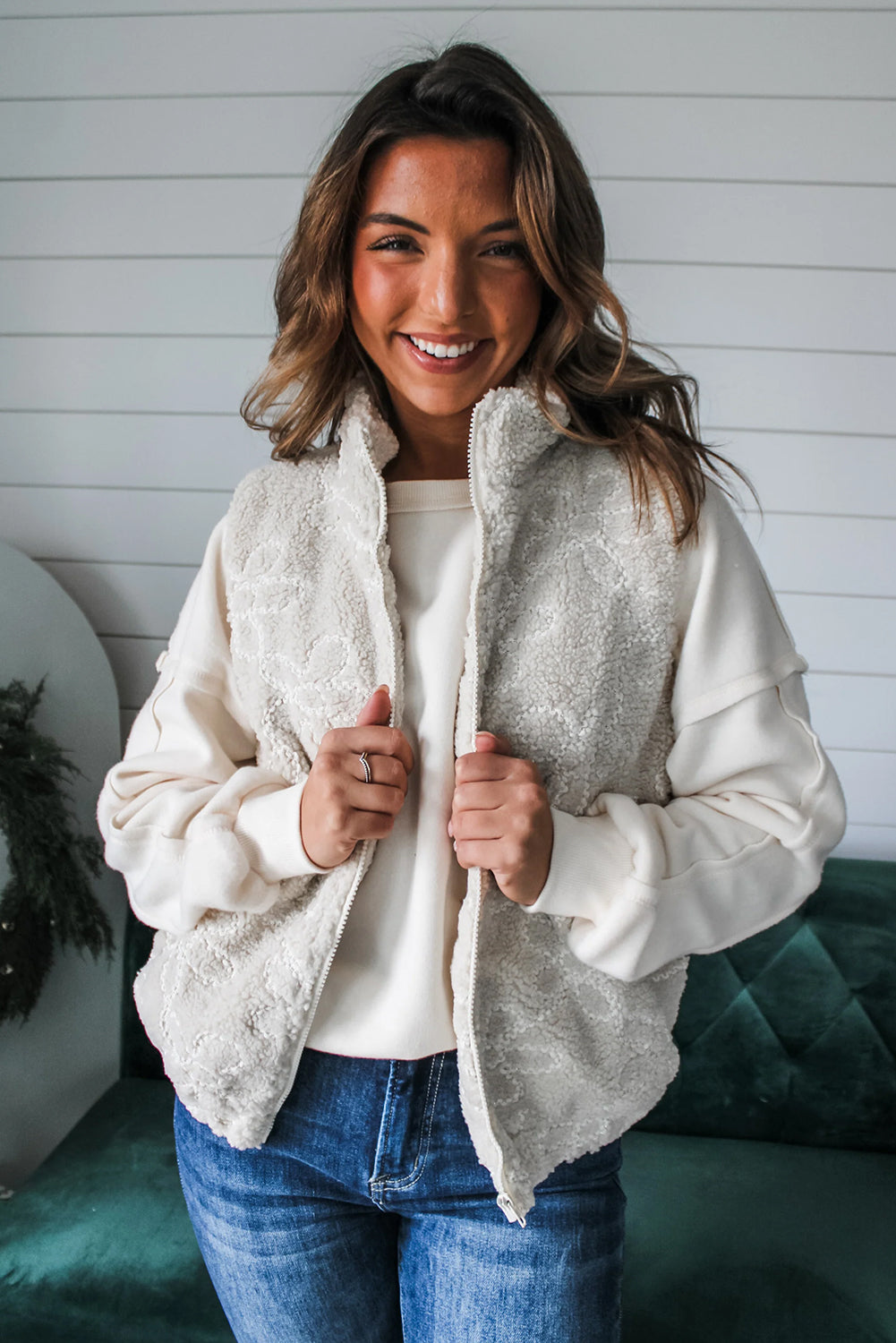 White Solid Color Drop Sleeve Pullover Sweatshirt 882bd6100a4170ab