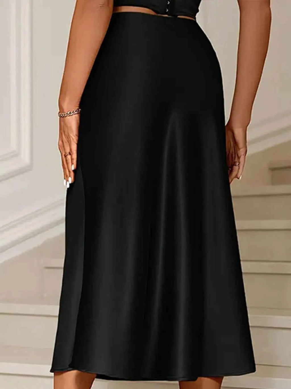 Satin Midi Mermaid Skirt 88857370998c4e7da0d9620ffe470707-Max-Origin