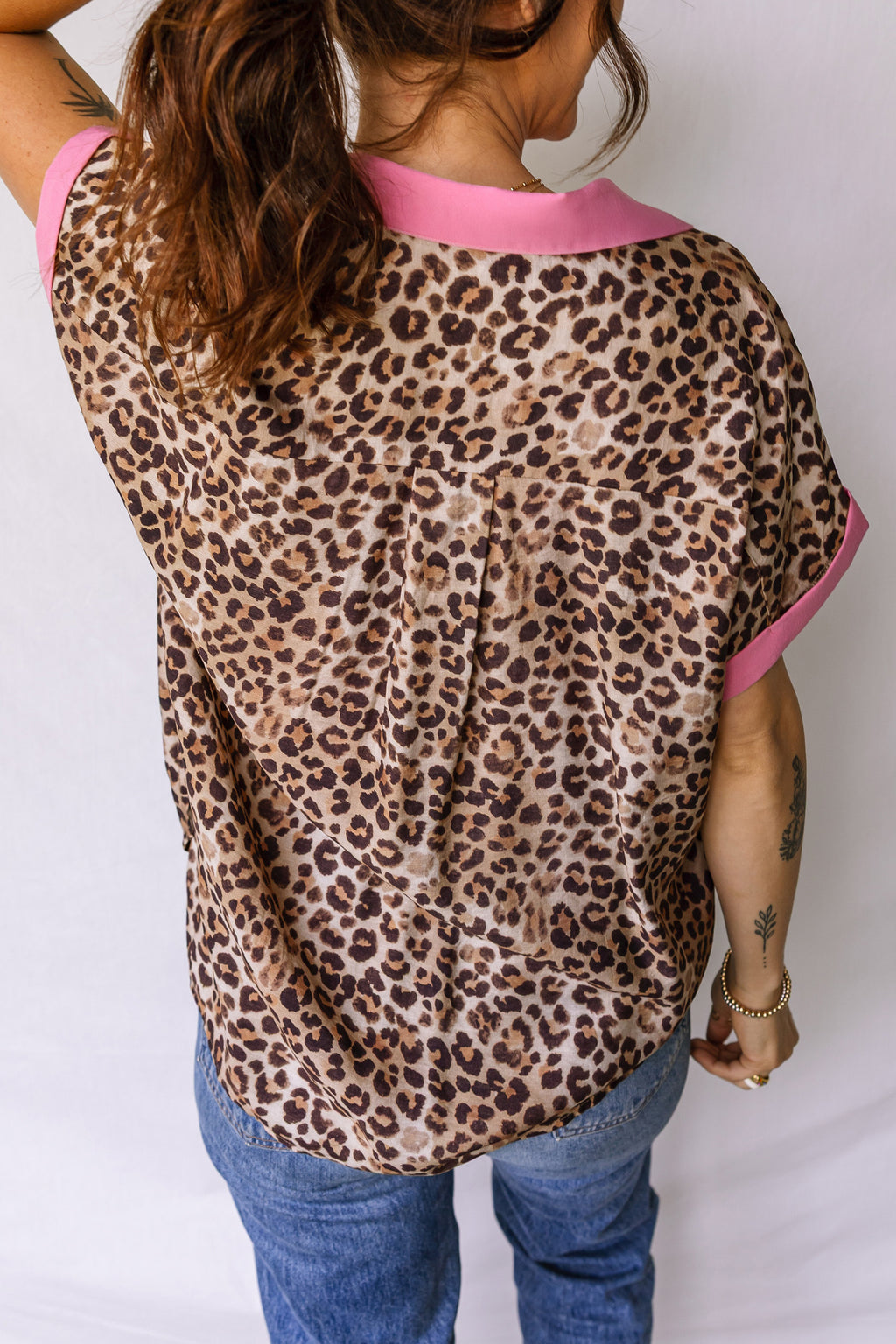 Leopard Print Contrasted Trim Animal Short Sleeve Shirt 88cec6ec3f67a50e