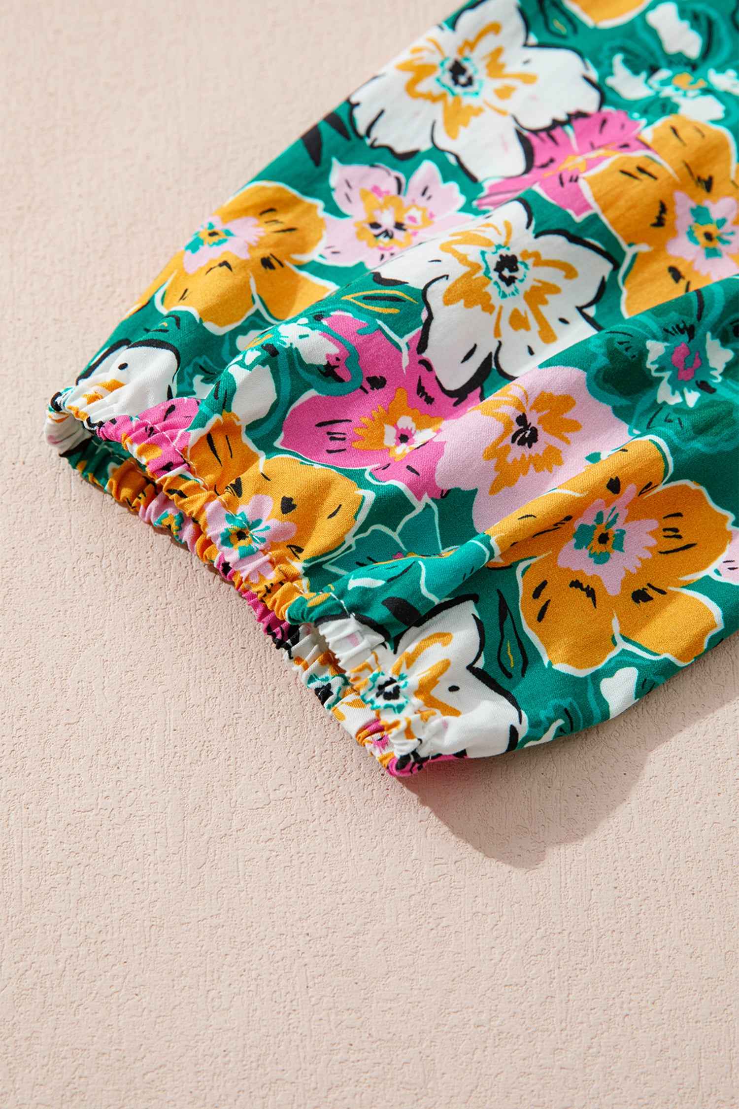 Green Floral Print Contrast Trim Frilled V Neck 3/4 Sleeve Blouse 88fc274be4b48e1c