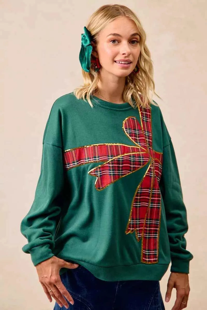 BiBi Plaid Ribbon Bow Detail Christmas Fleece Pullover 890a5246c71e4195813ec8485bf9a4dc-Max-Origin