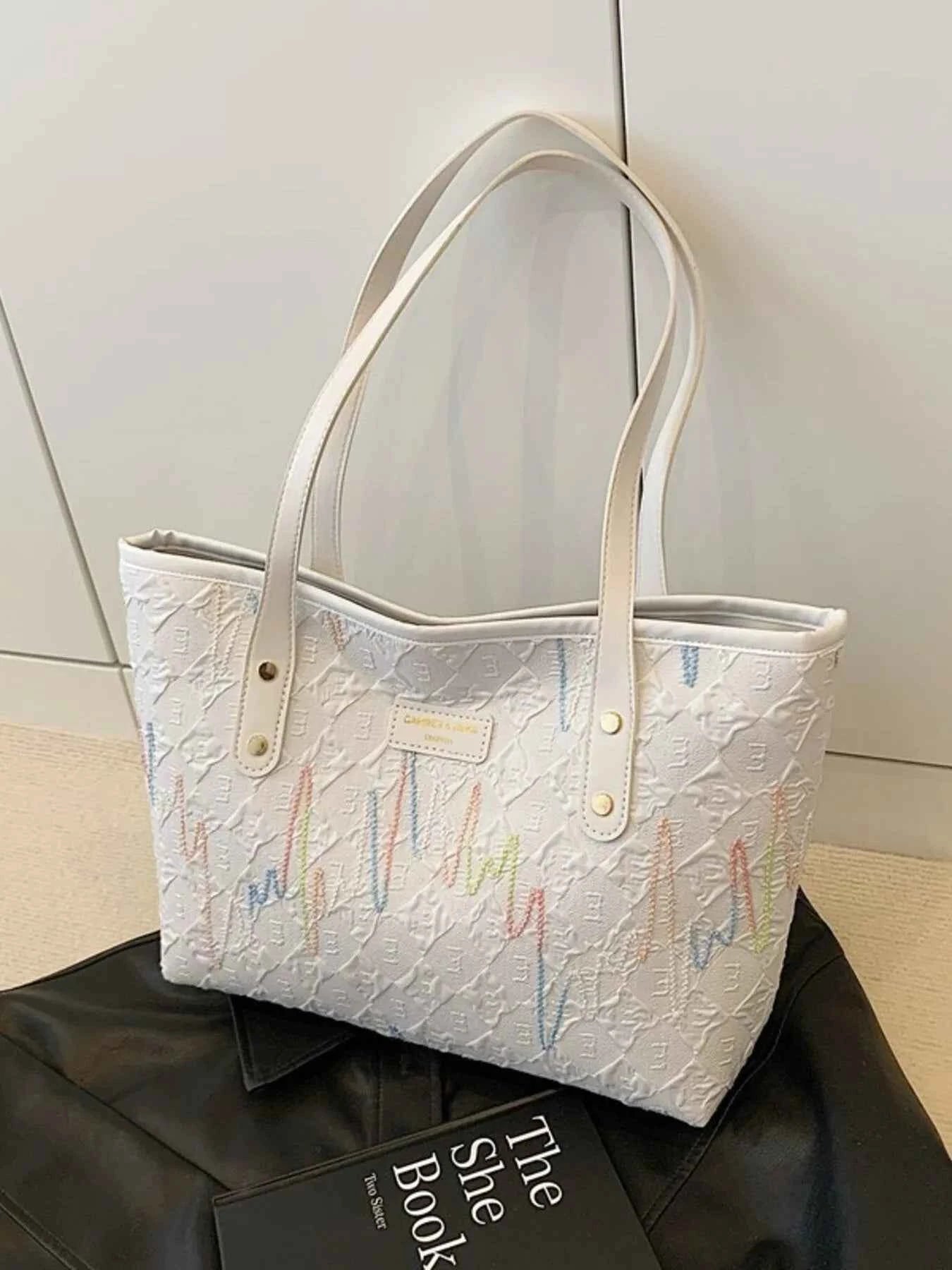 Contrast PU Leather Tote Bag 8911480b-8217-42ea-91de-2a0994f66e46-Max-Origin