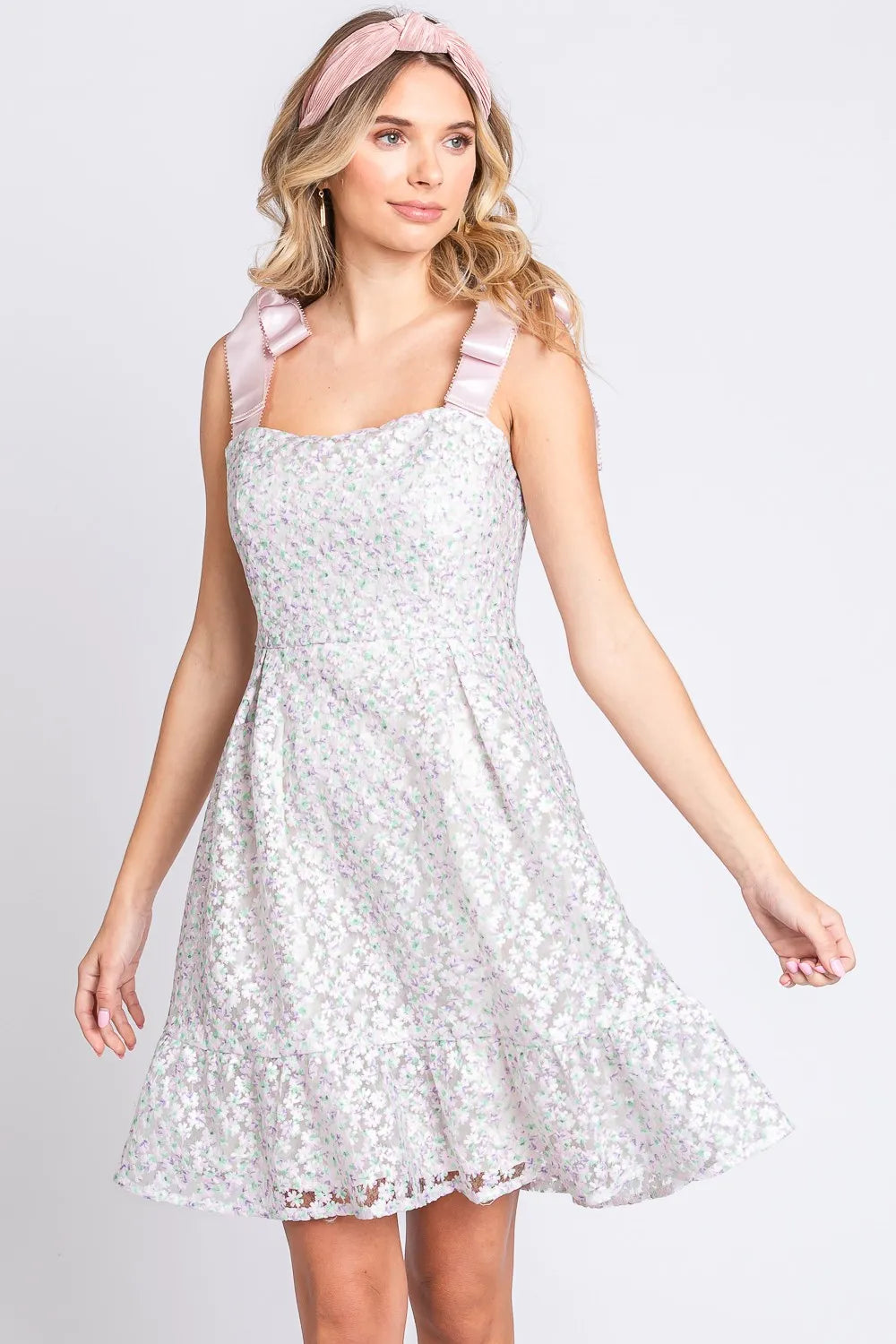 GeeGee Mesh Floral Embroidered Sleeveless Dress 89445527-9bb9-49d8-9579-3a879f18e392-Max
