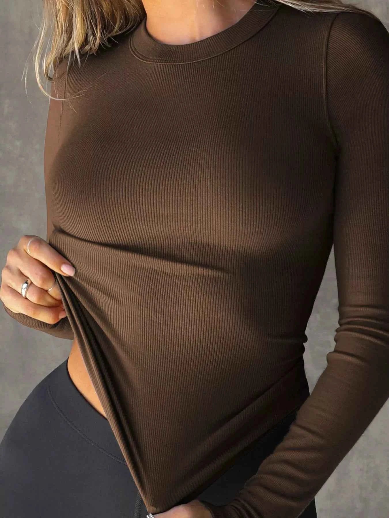 Long Sleeve Crop T-Shirt with Ribbed Texture 8970caa7-eda7-4194-8a45-5f64d1749a72-Max-Origin
